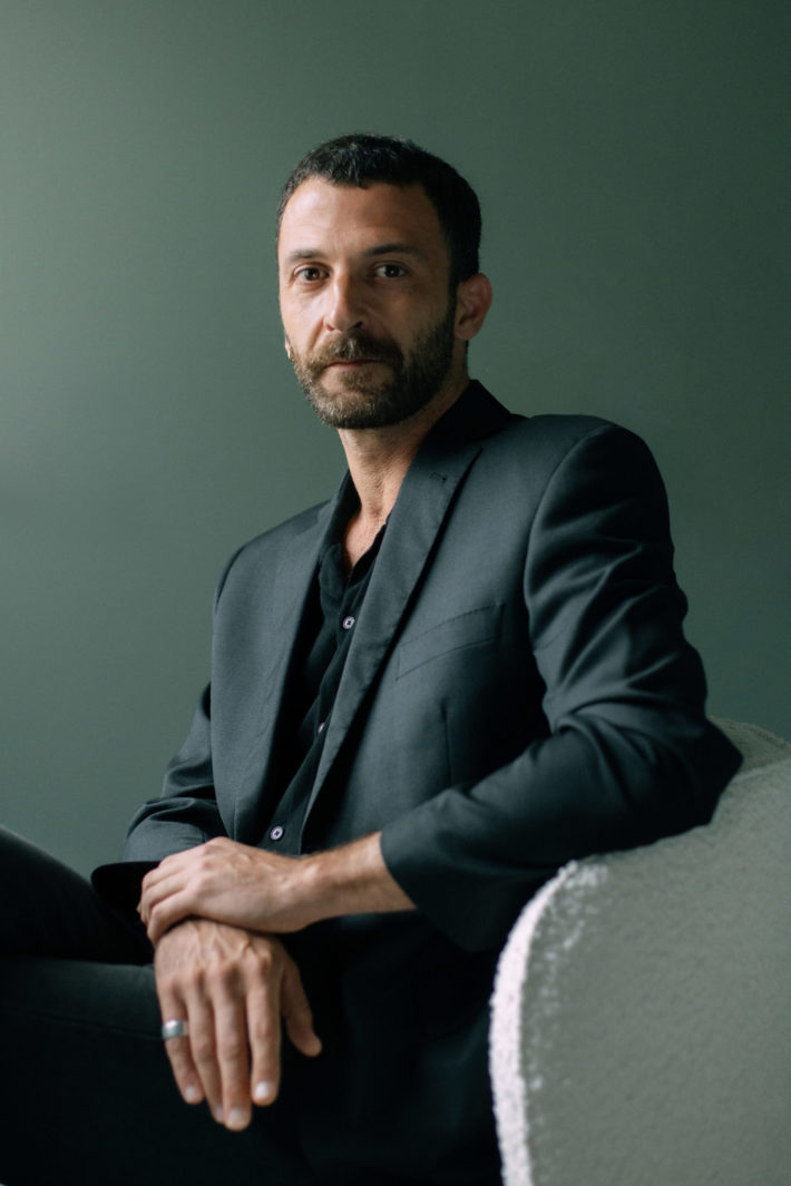 Adrien-Demont-copyright Chloé Vollmer-Lo