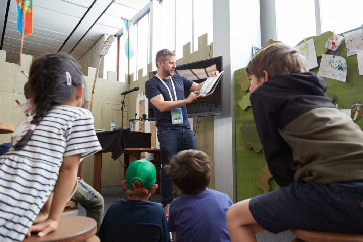 Lecutre à voix haute © Alex Troesch